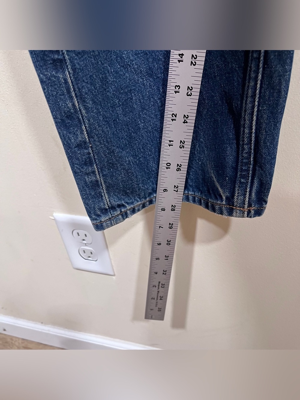 Madewell The Darted Barrel-Leg Jean Danver WashRigid size 26 - Picture 4 of 9